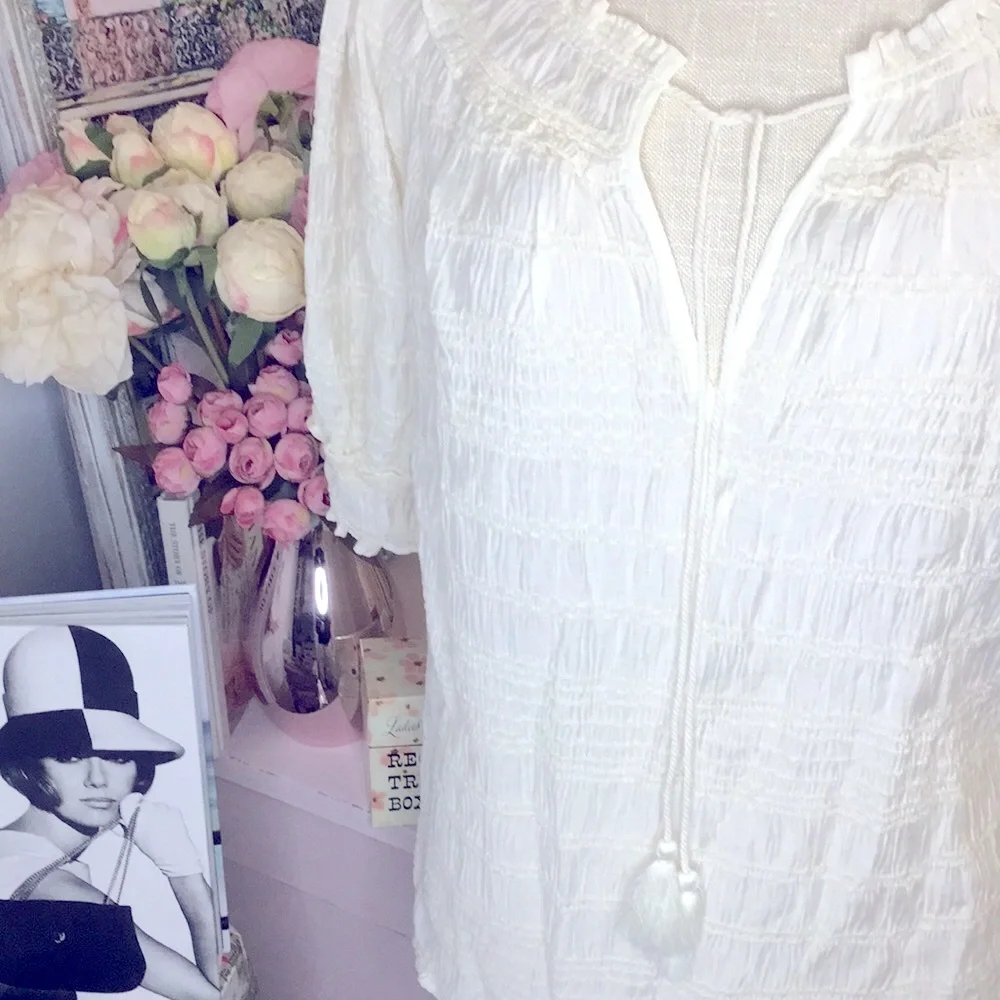 NWT✨ Max Studio London Puff Sleeve Tie Neck Gathered Elegant Cream Blouse Sm! - Picture 4 of 10